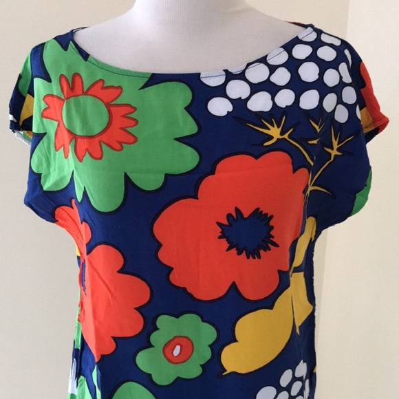 Marimekko target Kukkatori print small tunic swim coverup. - Picture 3 of 9